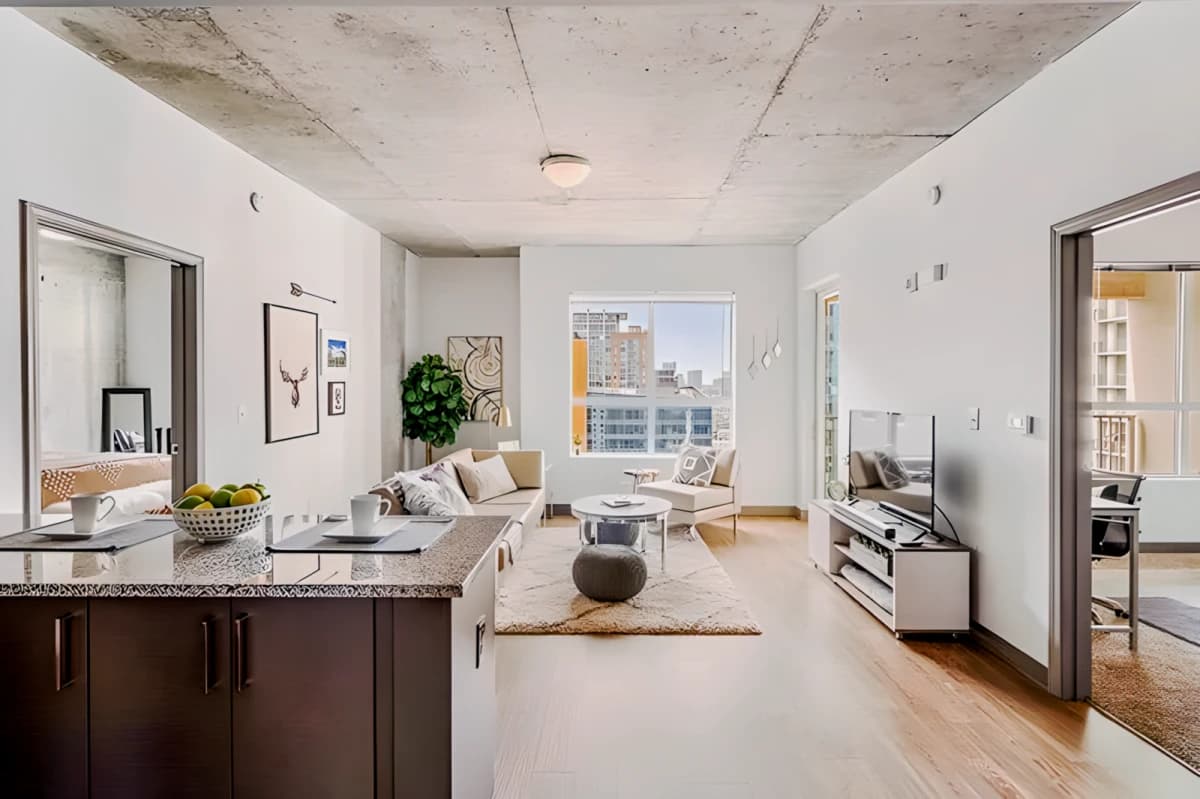 University House Midtown image