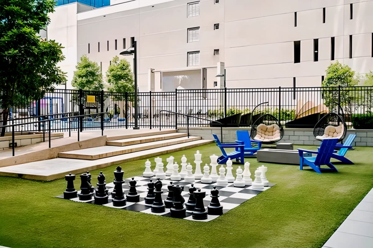 University House Midtown image