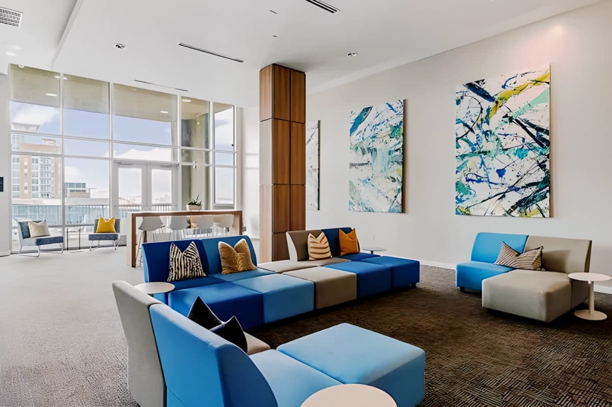 University House Midtown image