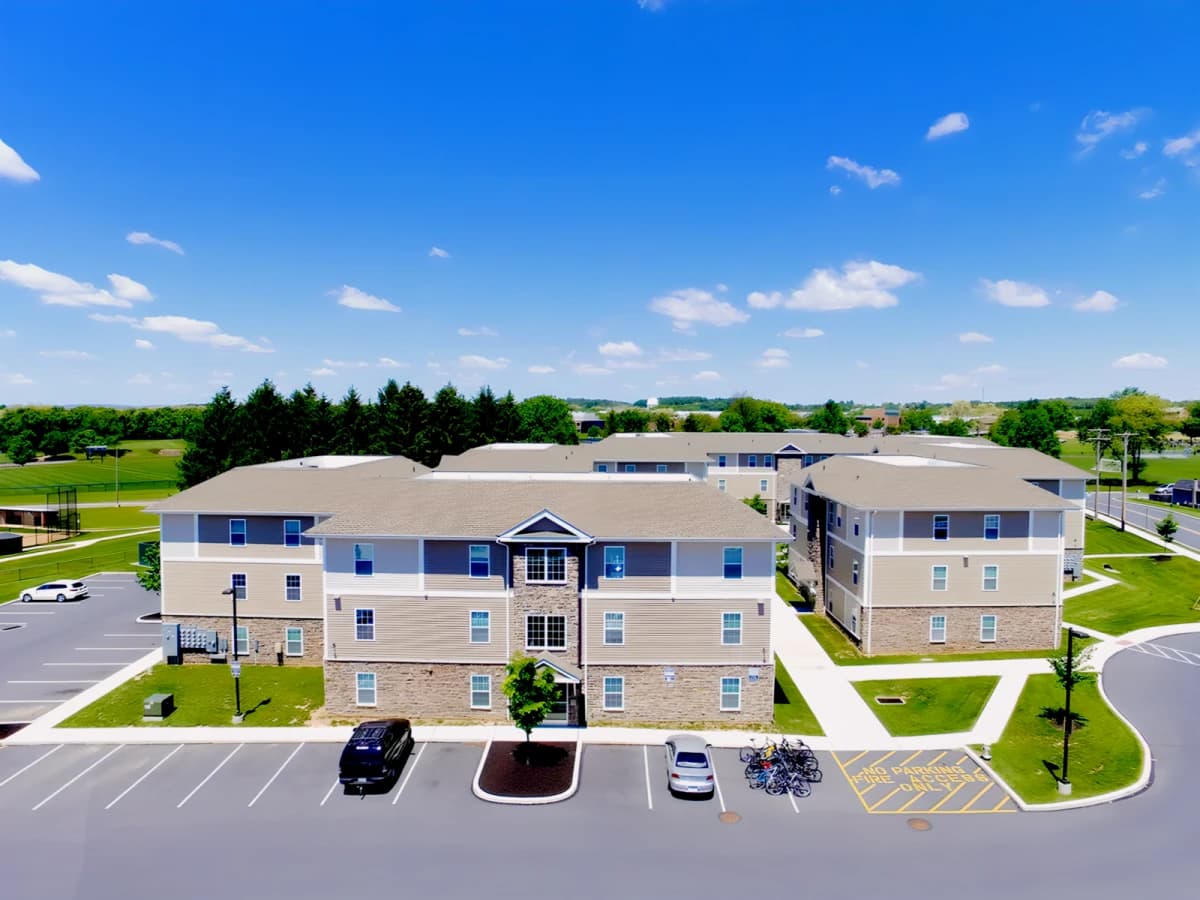 Campus Heights image 3