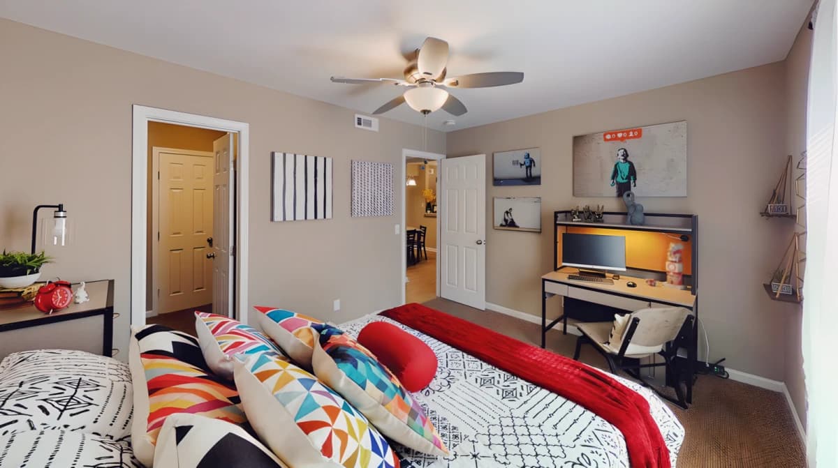 Campus Heights image