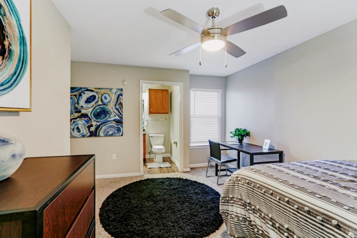 Altitude Baton Rouge image