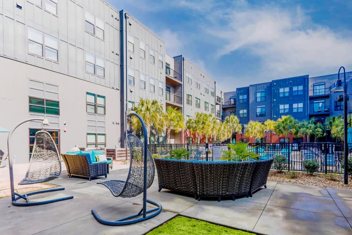 Outdoor Features