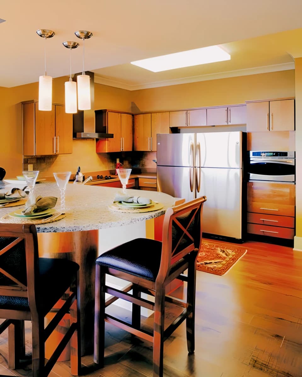 Lucky Apartments image