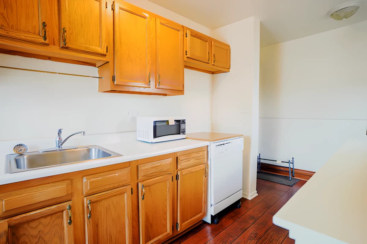 507 Glen Court image