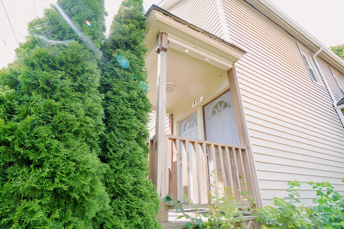 507 Glen Court image 2
