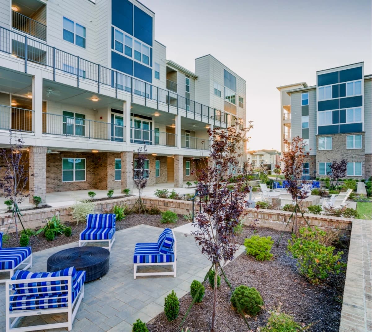 Outdoor Features
