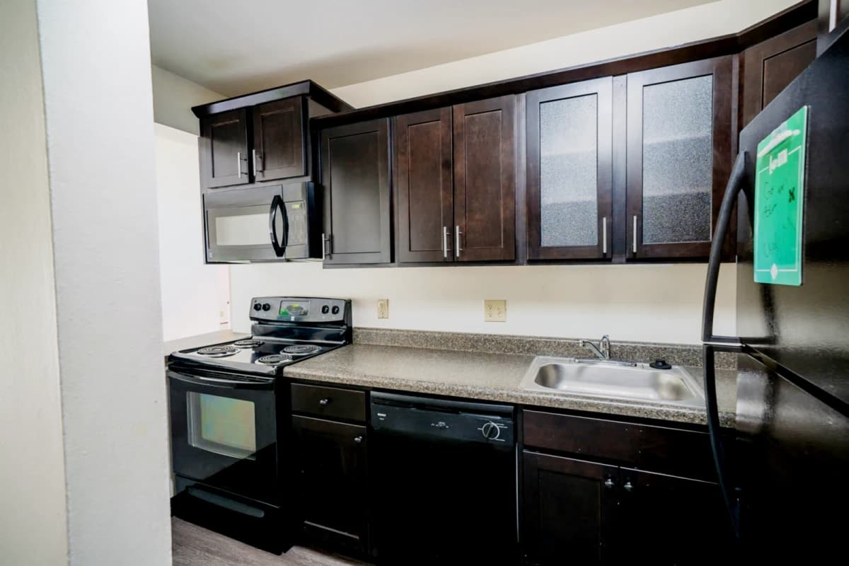 River Park Apartments image 5