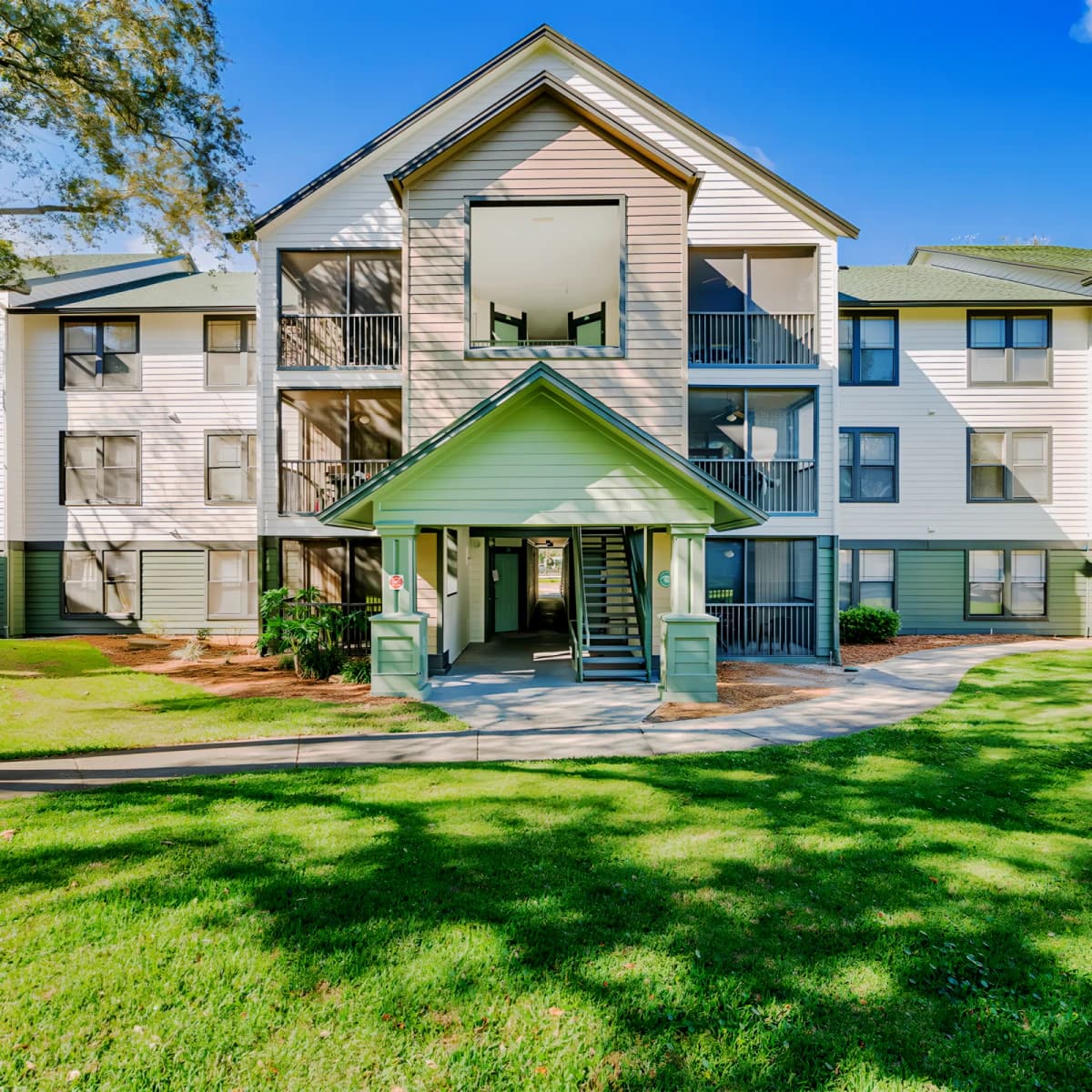 Forest Lake Apartments