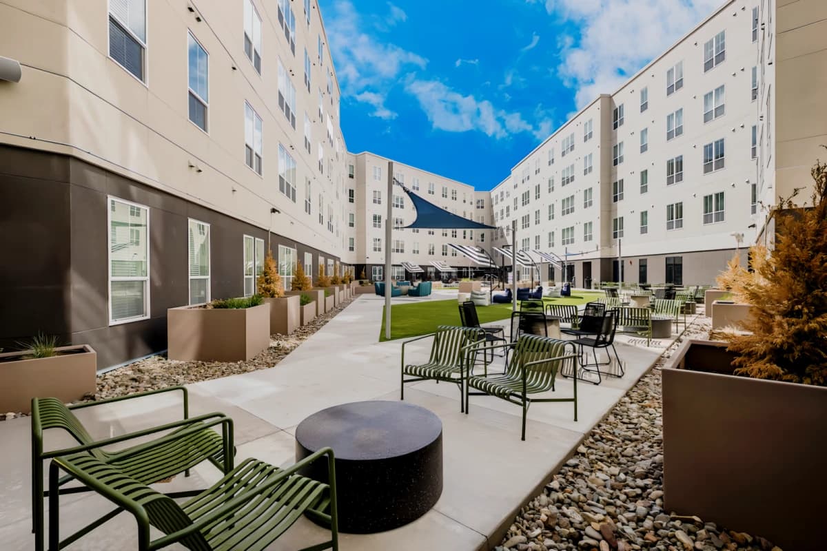 Outdoor Features