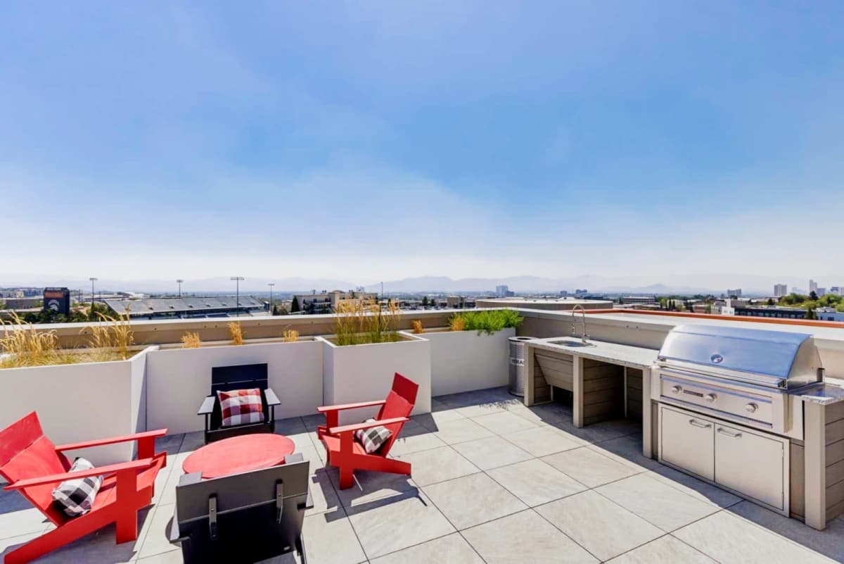 Outdoor Features