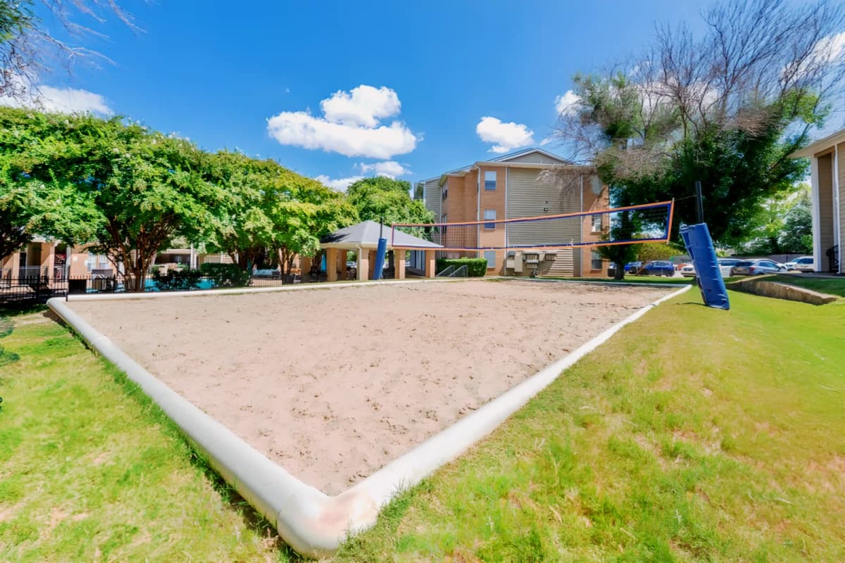 Centennial Court Apartments- Student Housing image