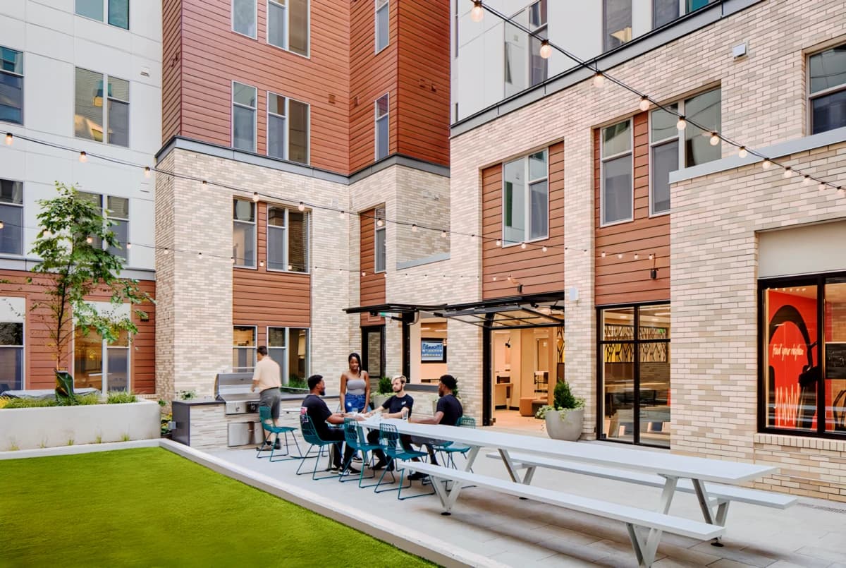 Outdoor Features