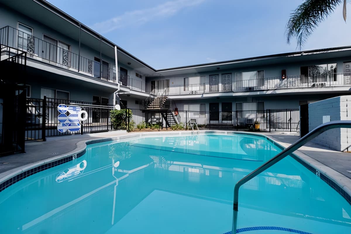 2353 PORTLAND image