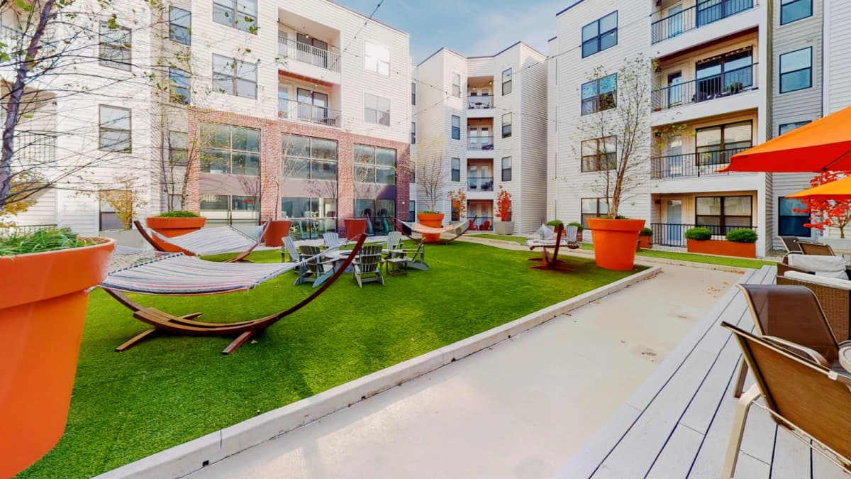 Outdoor Features
