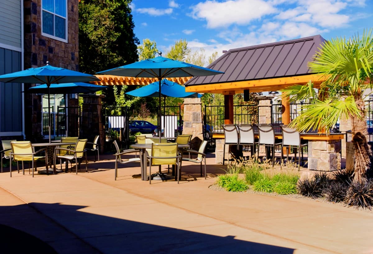 Outdoor Features