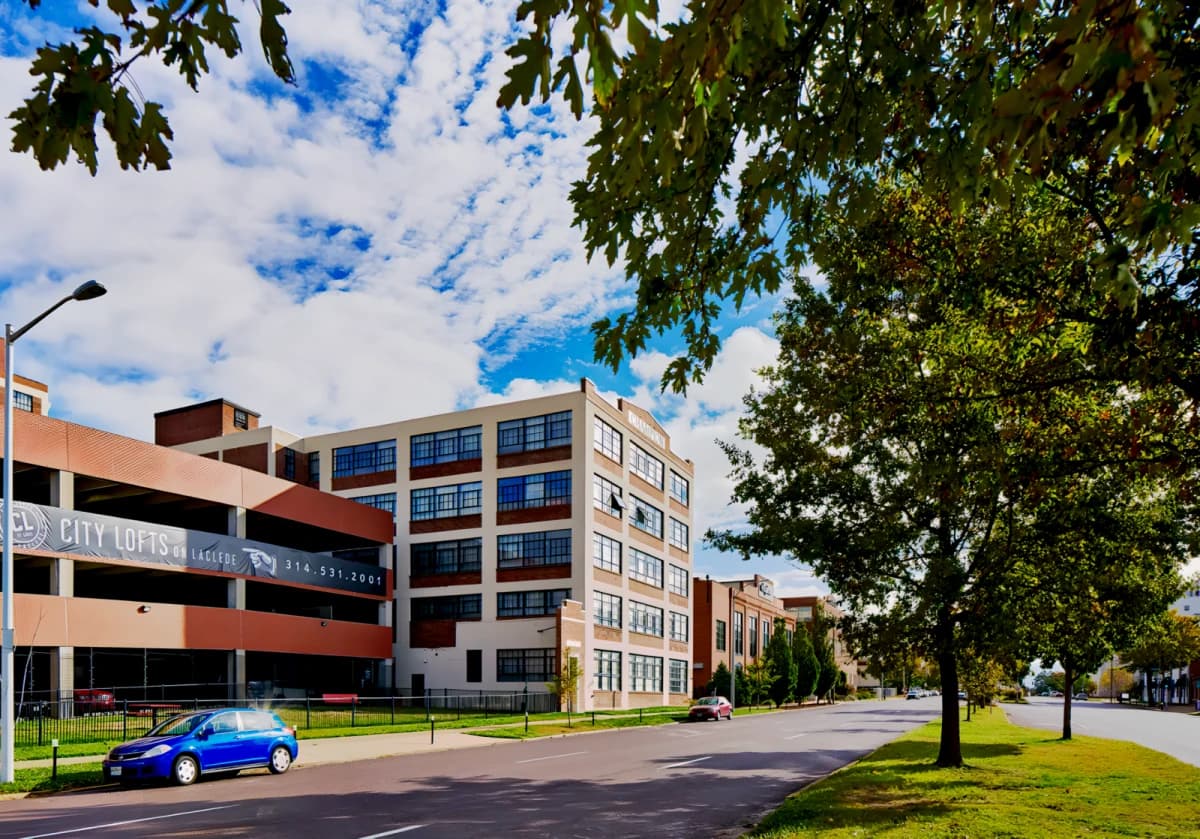 City Lofts on Laclede image 2