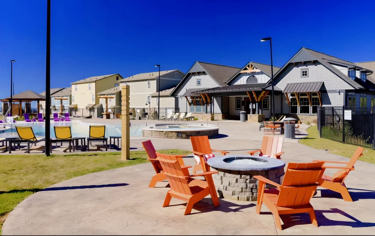 Outdoor Features