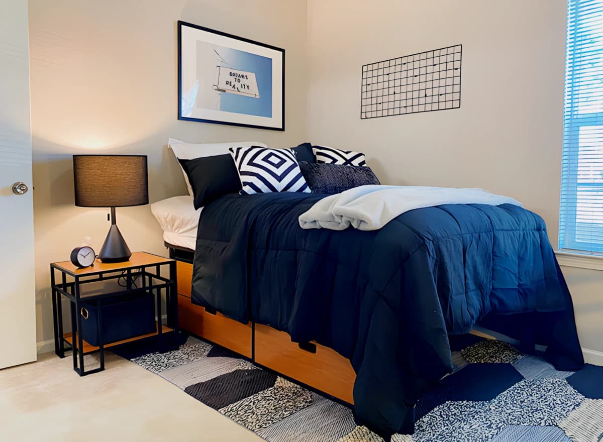 4 Bed 4 Bath
