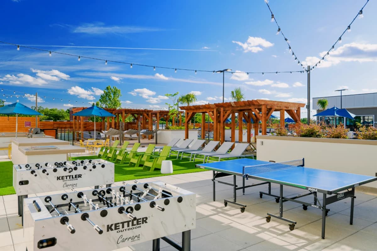 Outdoor Features