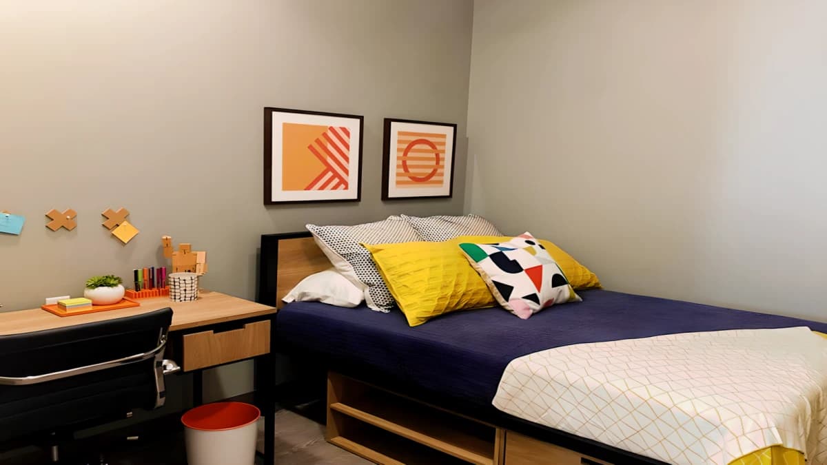 The Dean Campustown image