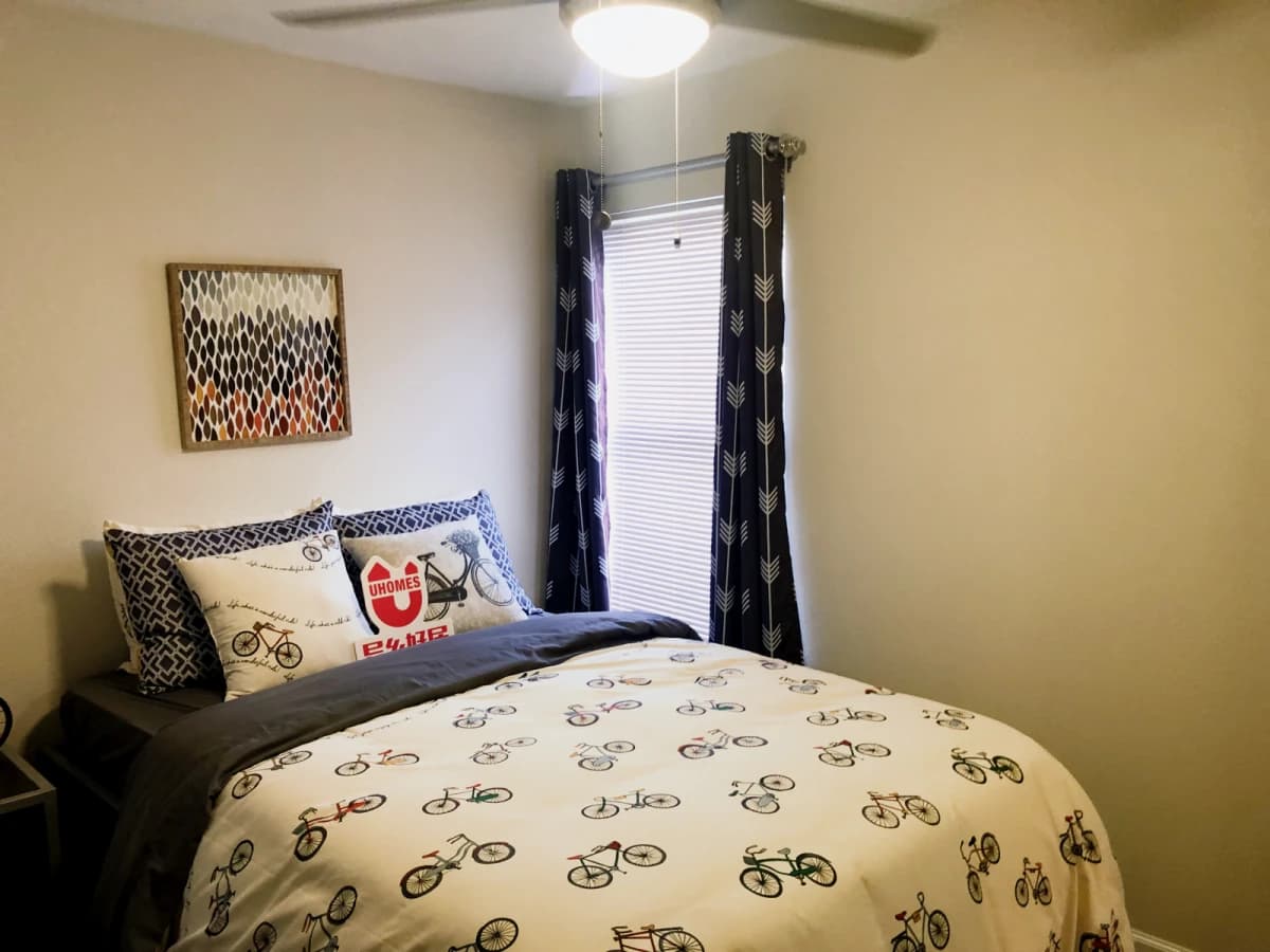 4 Bed 2 Bath The Silo