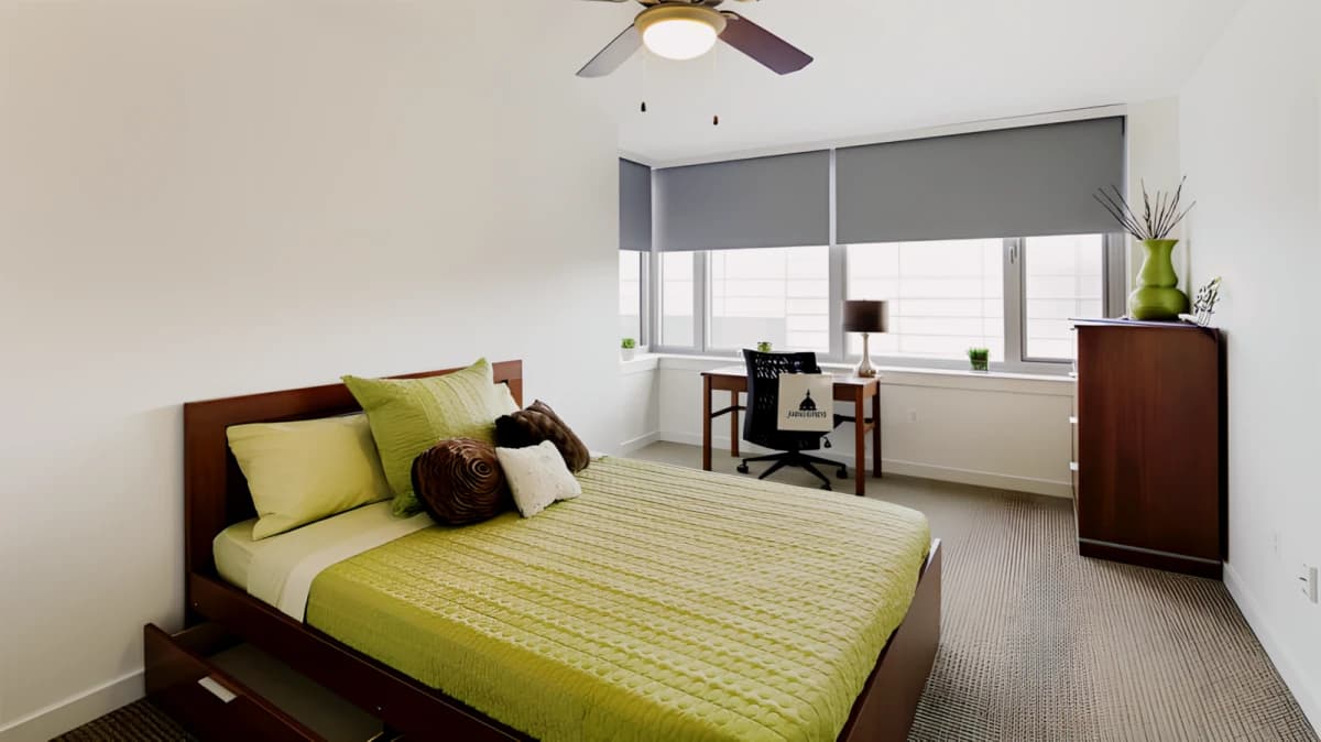 2 Bed 2 Bath Furnished