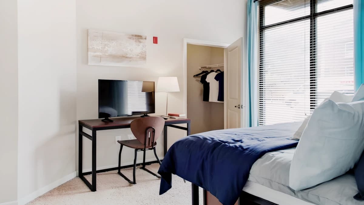 2 Bed 2 Bath