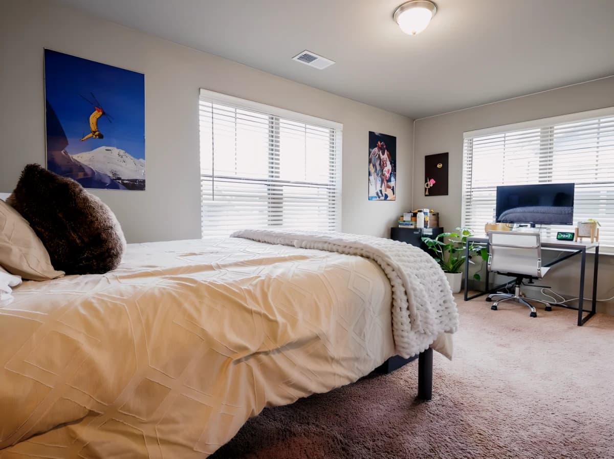 Yugo Corvallis Domain image