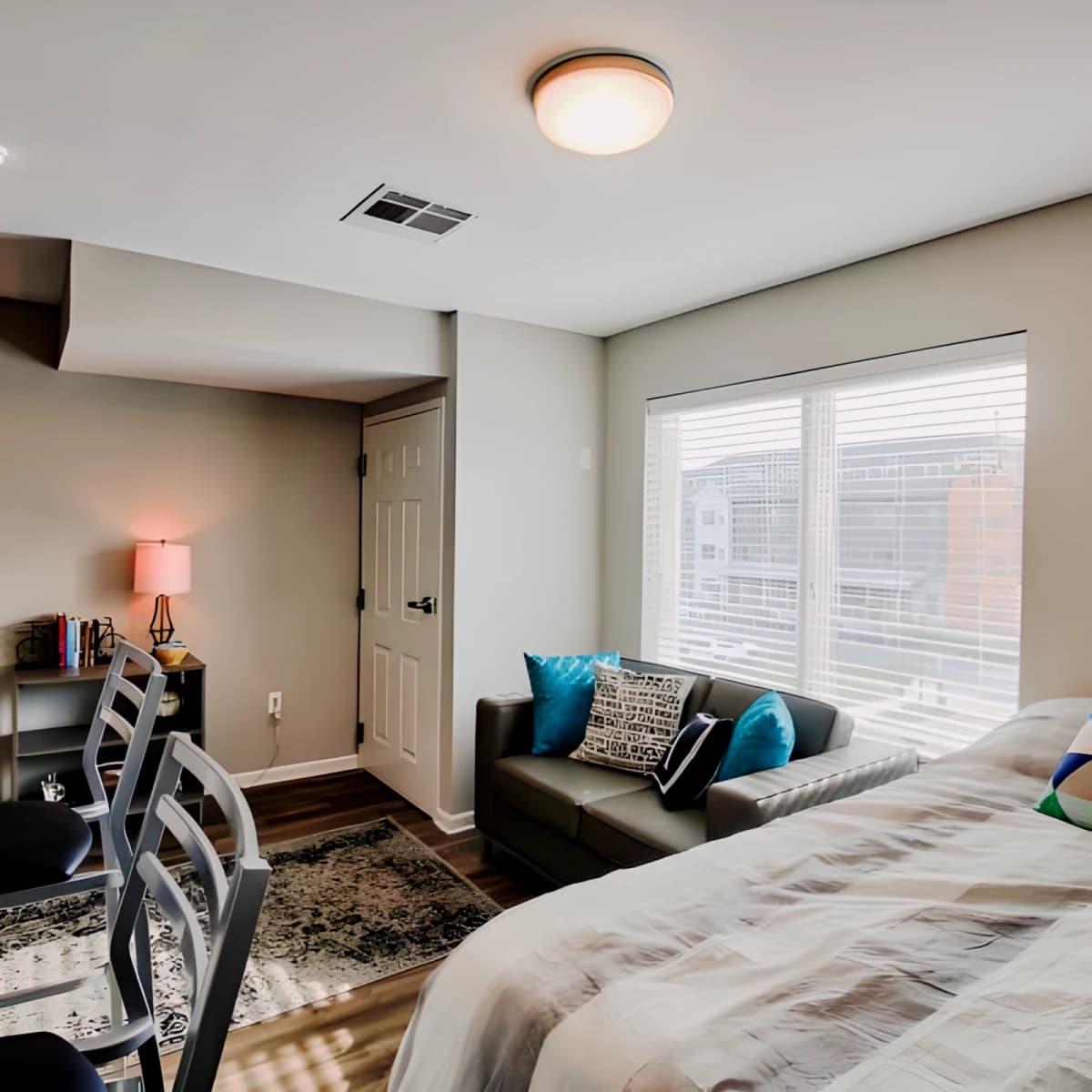 Axis 360 Apartments