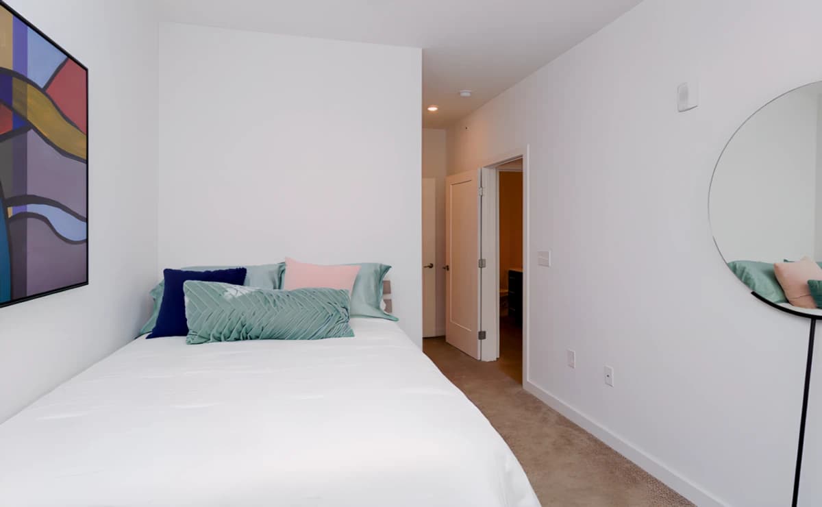 2 Bed 2 Bath Plus
