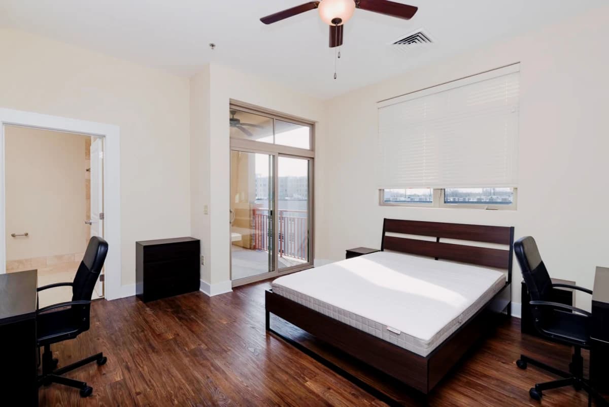 2 Bed 2 Bath