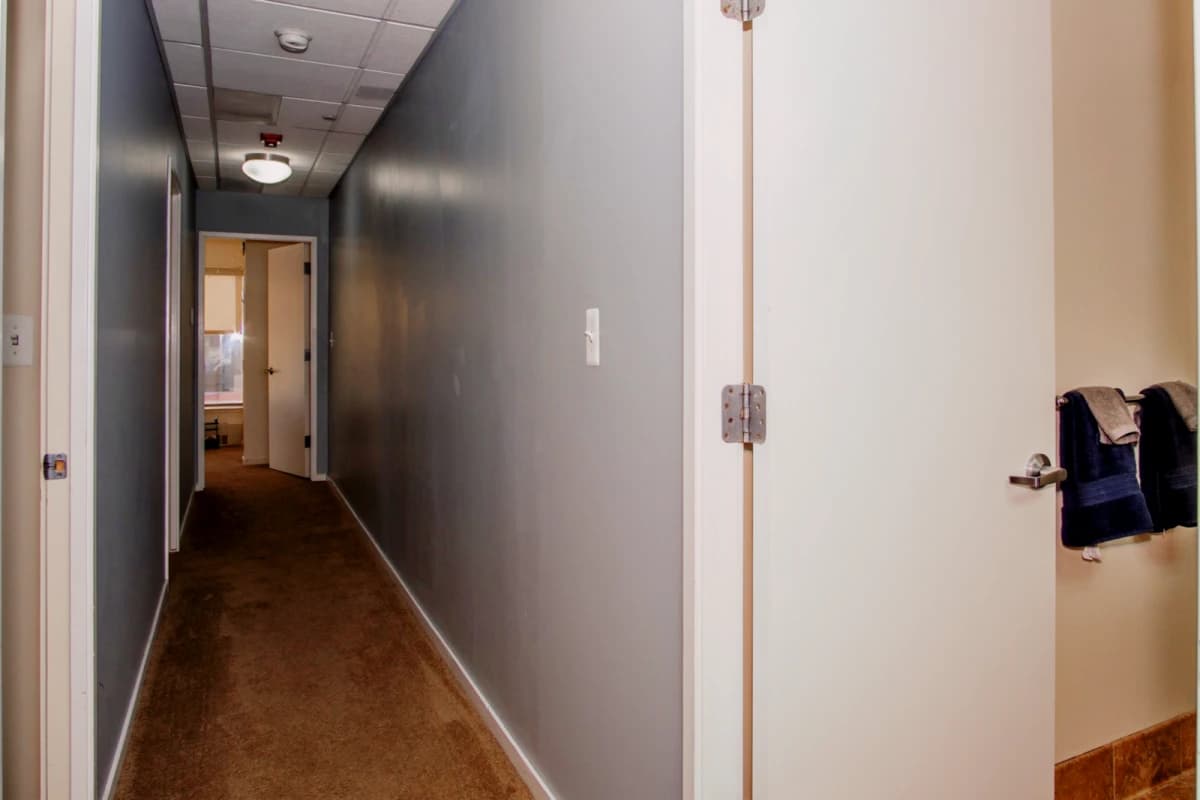 3 Bed 1 Bath 8