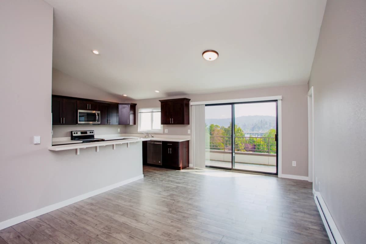 U-District Student Housing Lakeview image