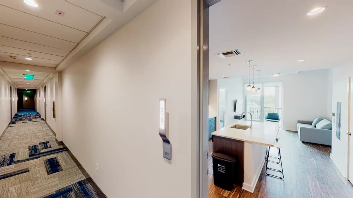 2 Bedroom 2 Bath (B)