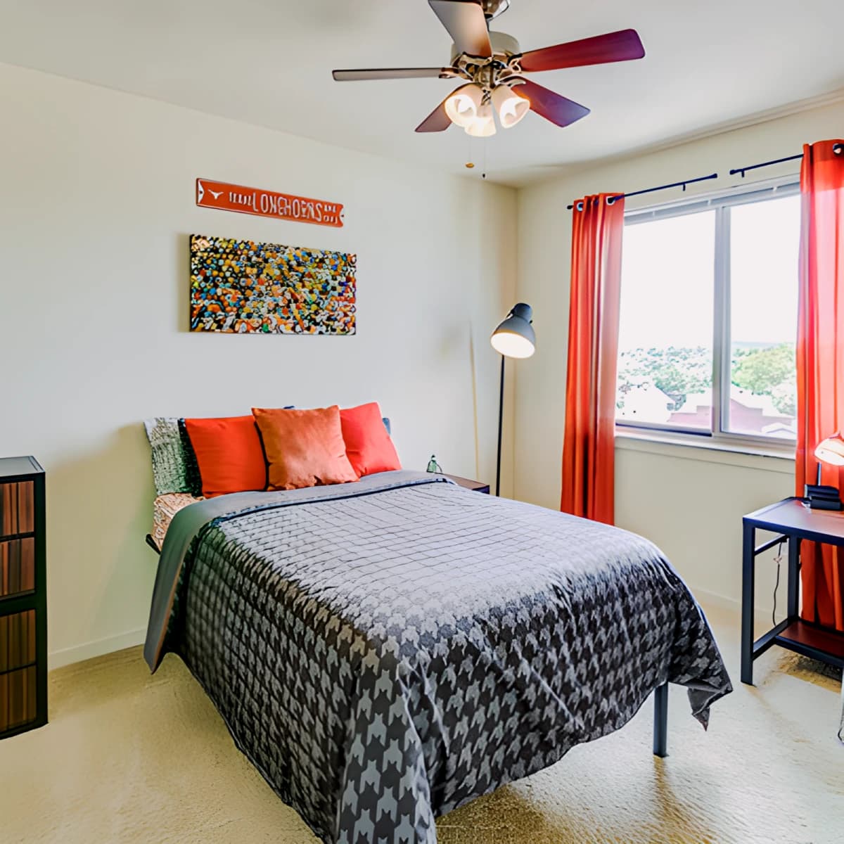 2 Bed 2 Bath B11
