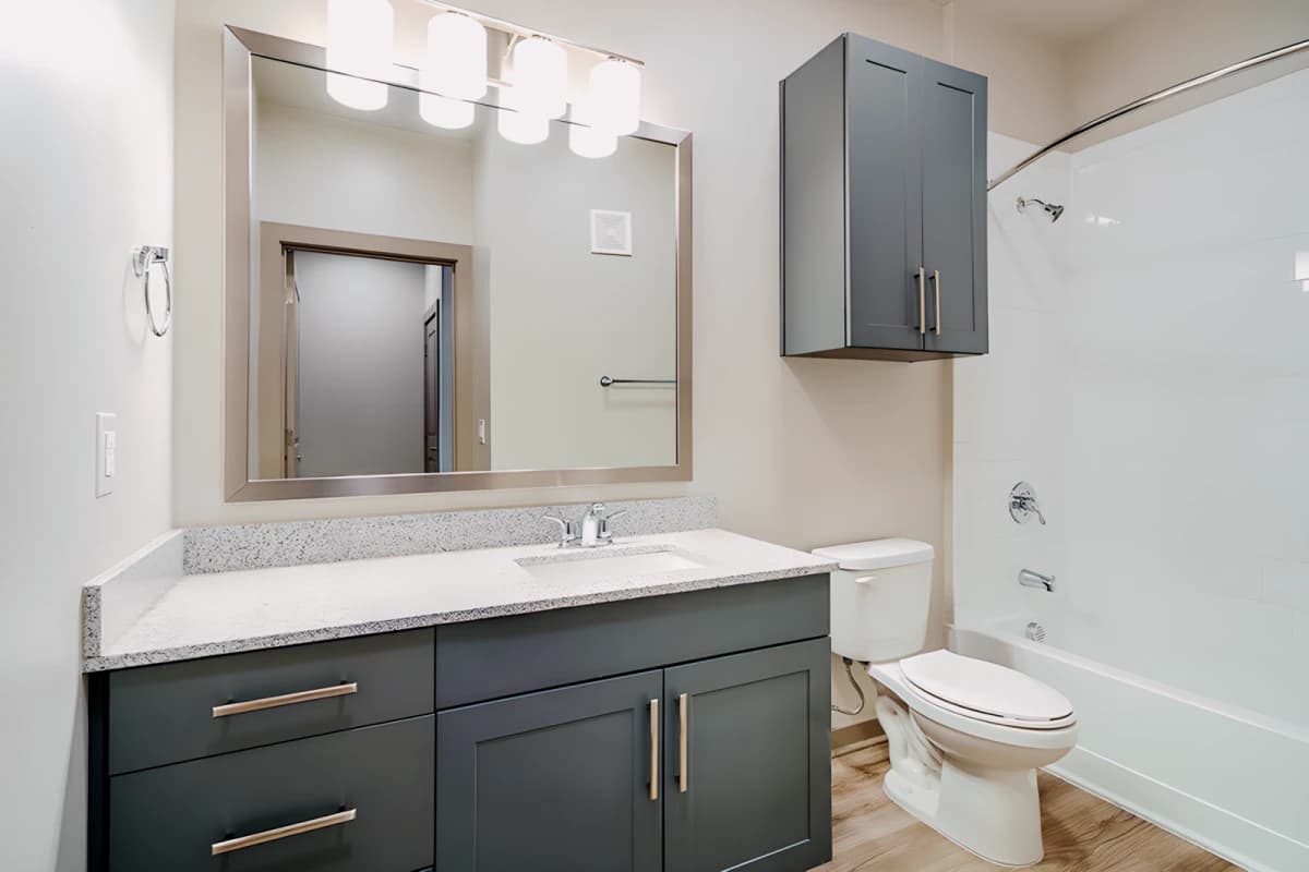 3x3 Horizon Smart unfurnished entire unit