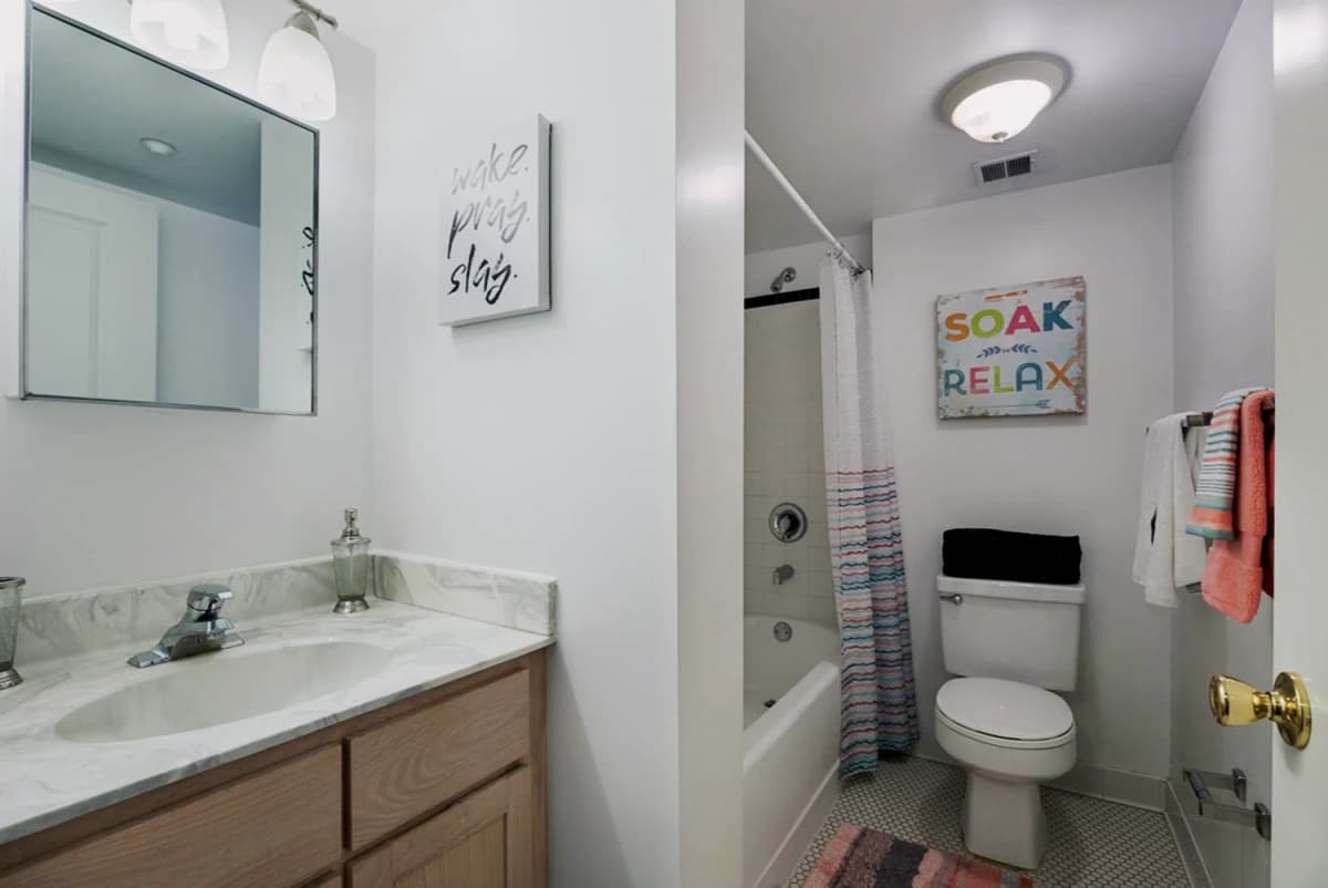 3BR/2.5BA - The Noble