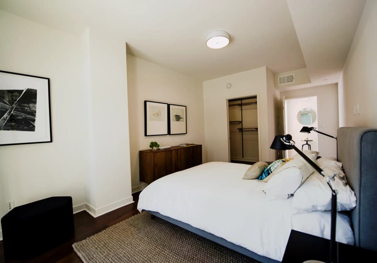 Wilshire Margot image 5