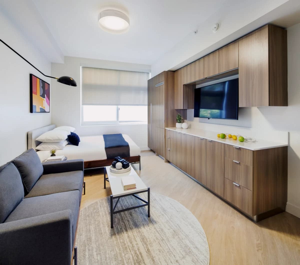 Wilshire Margot image