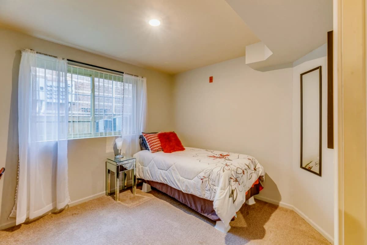 4 Bedroom for 4 people (rate per person)
