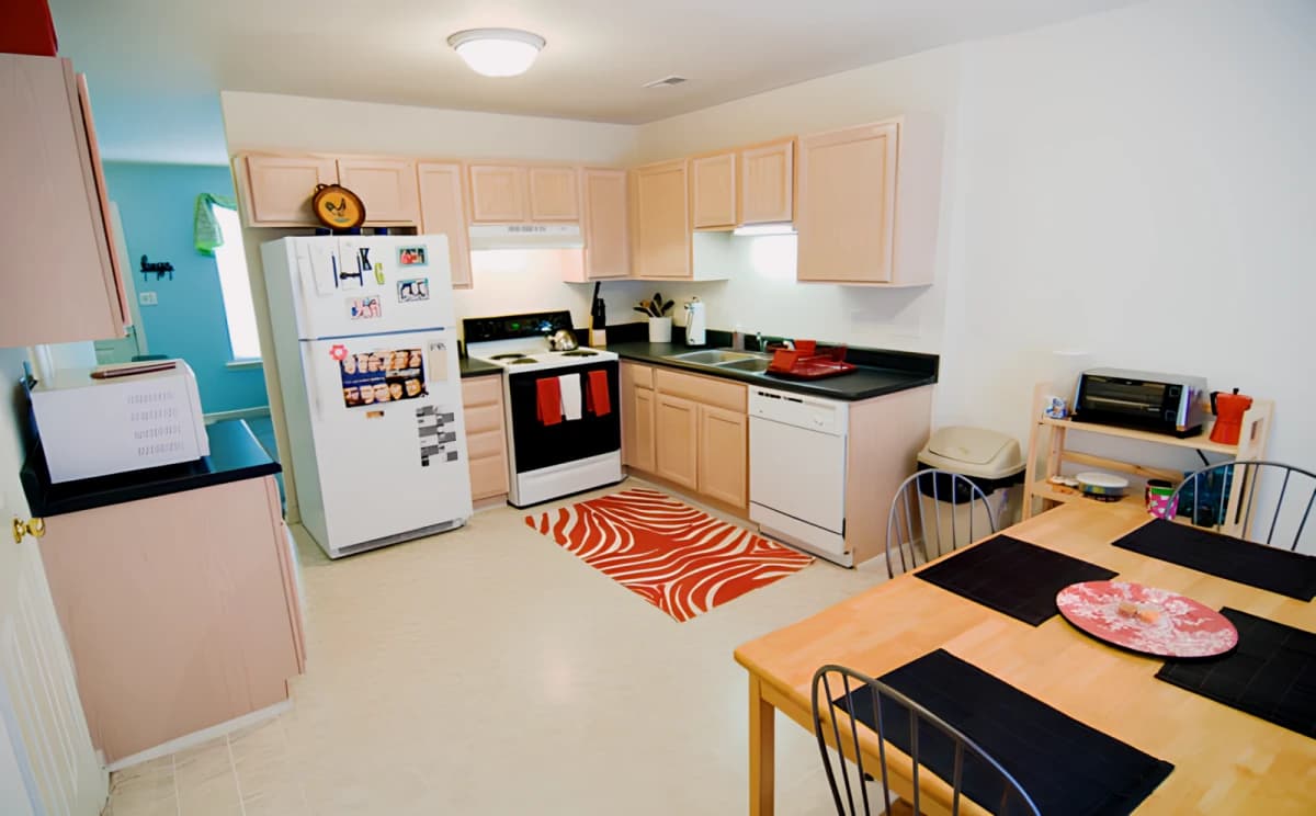 3 Bed 3.5 Bath