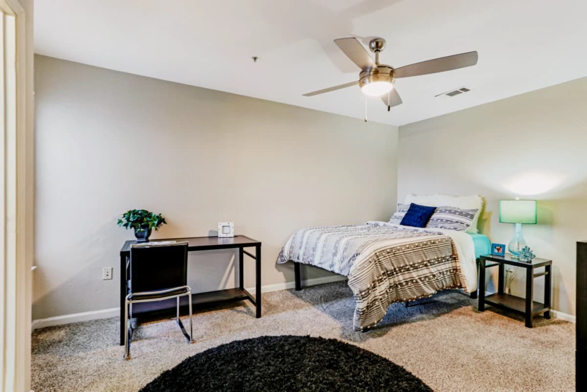 2Bed 2Bath-B1