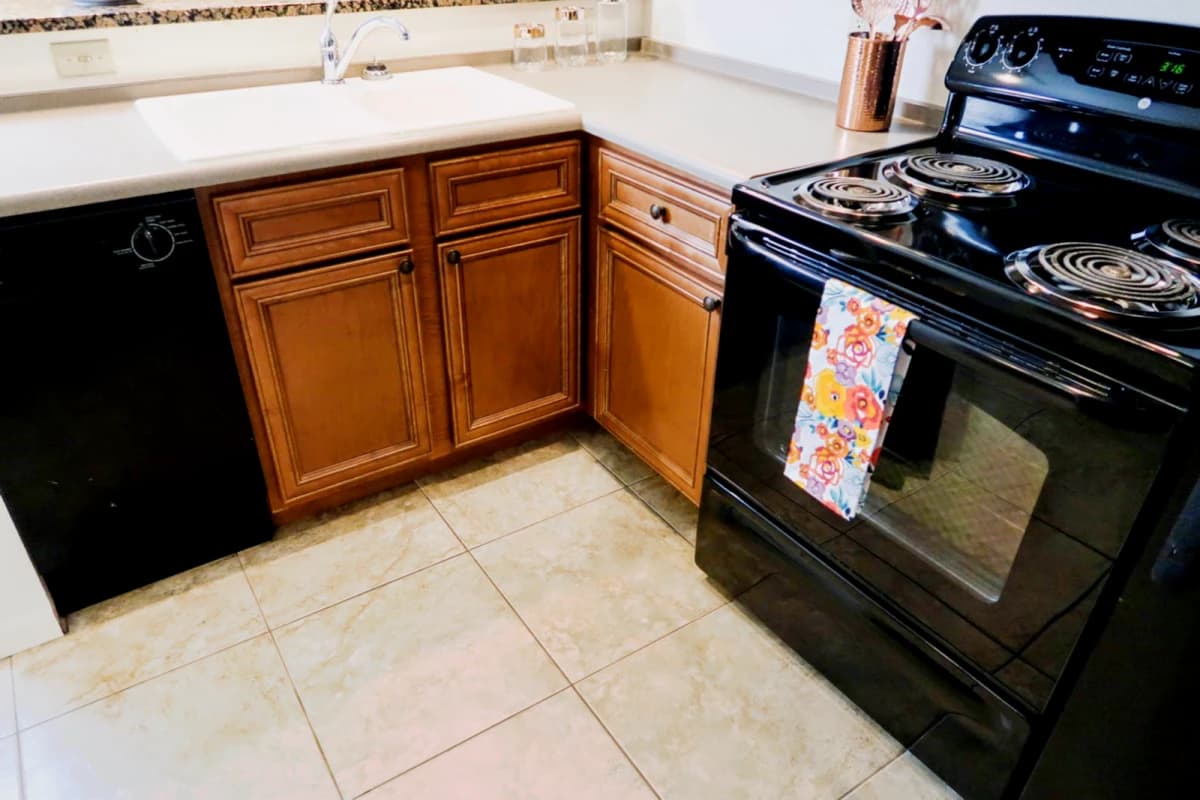 610 E Springfield, Champaign, IL 61820 image 3