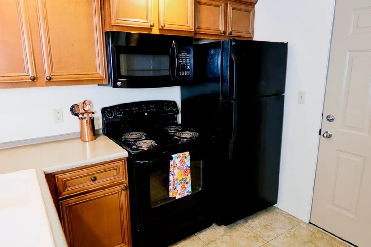 610 E Springfield, Champaign, IL 61820 image 4