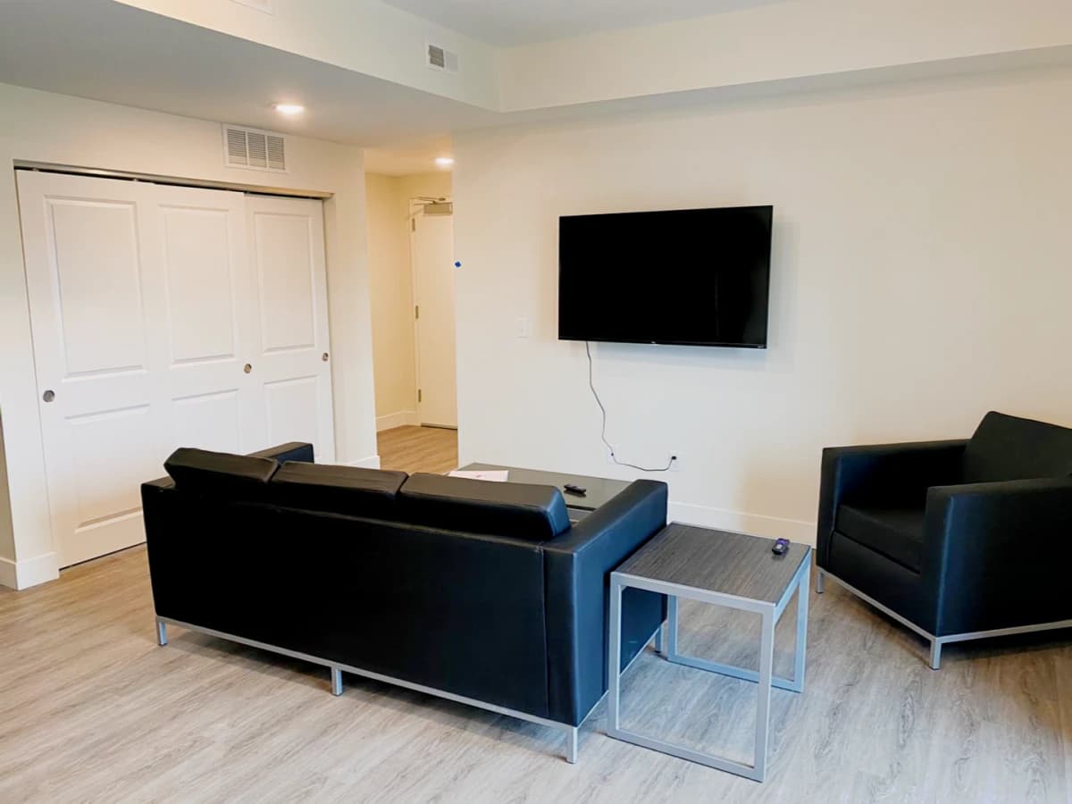 208 E. Clark, Champaign, IL 61820 image