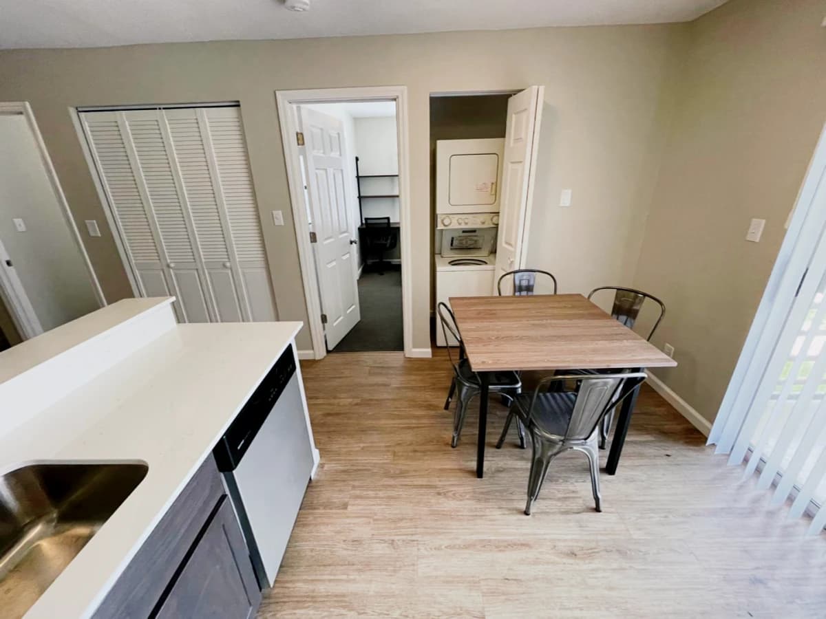 301 E Clark , Champaign, IL 61820 image 4