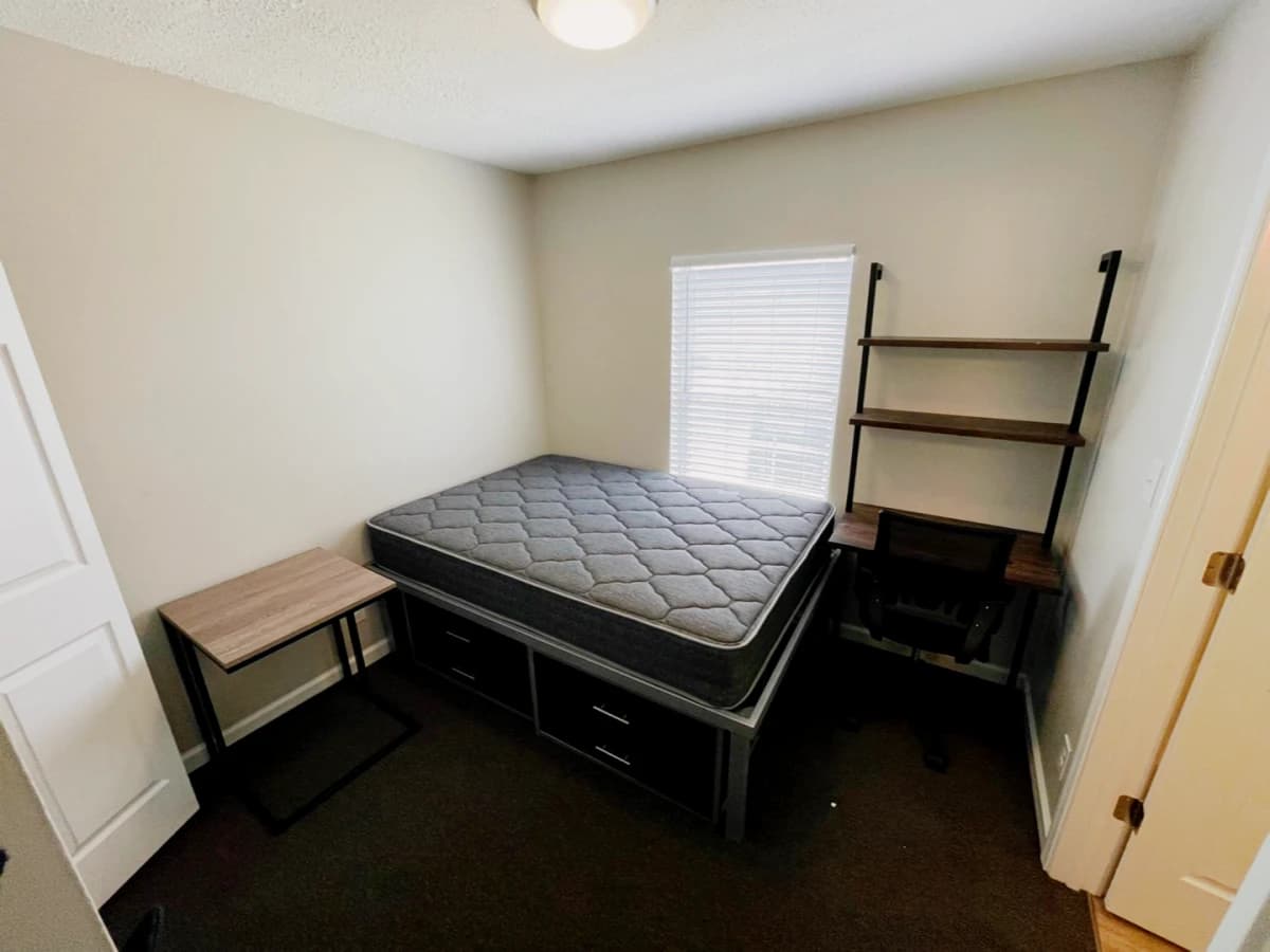 301 E Clark , Champaign, IL 61820 image