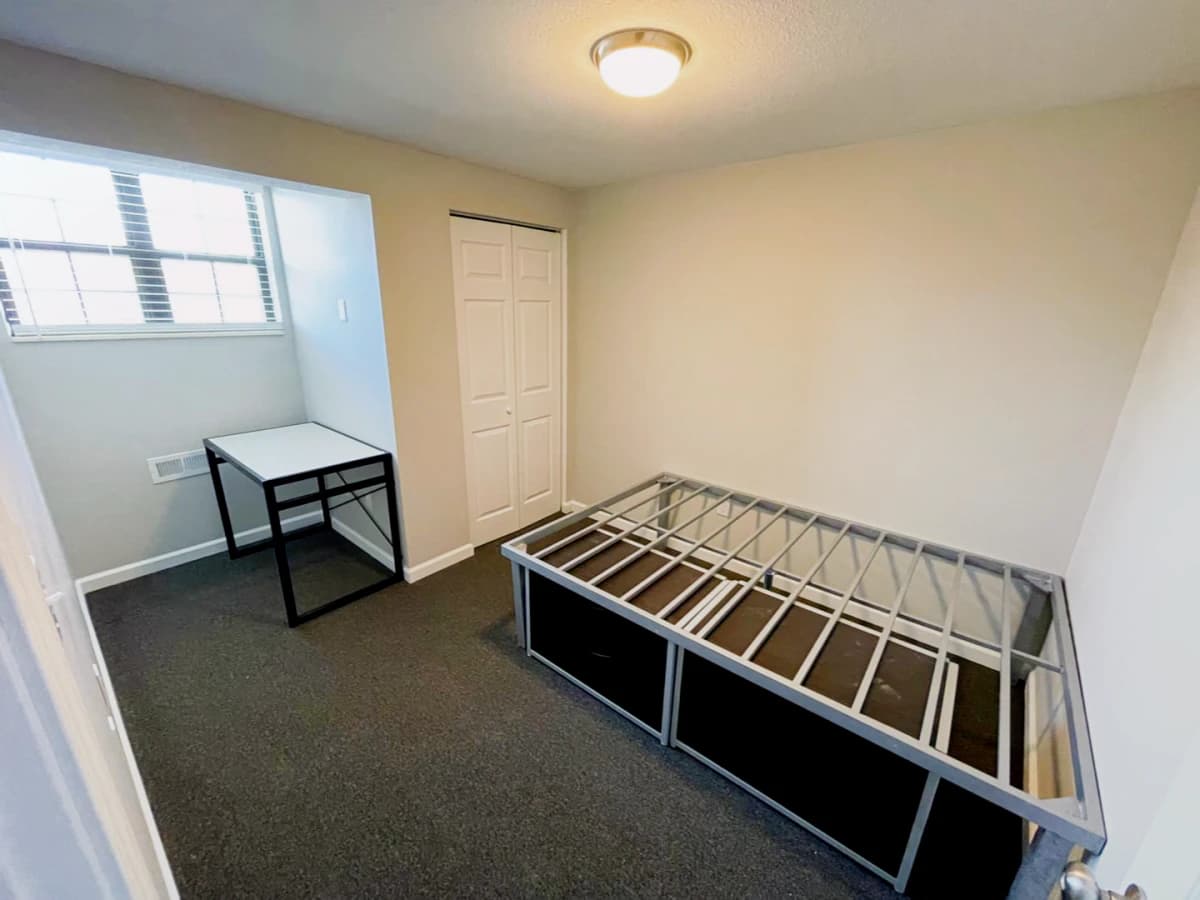 301 E Chalmers, Champaign, IL 61820 image