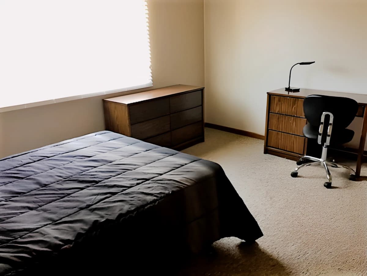 2 Bedroom